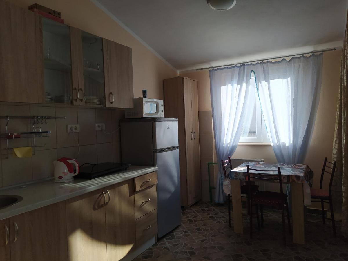 Monoliza Apartment Utjeha Bagian luar foto